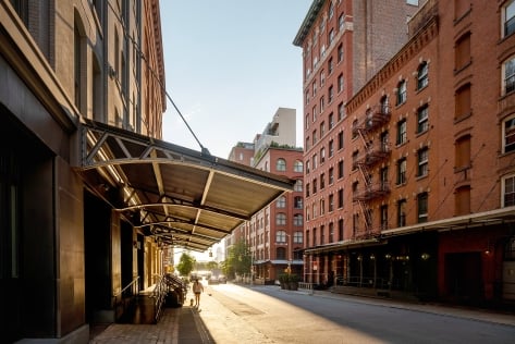 Smyth's Tribeca Hotel from outside during the day; Hotel Tribeca New York.