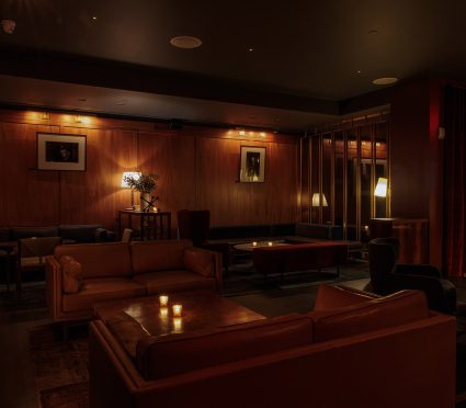 Tribeca Cocktail bar in NY, near Soho; The Smyth Hotel Galerie Bar